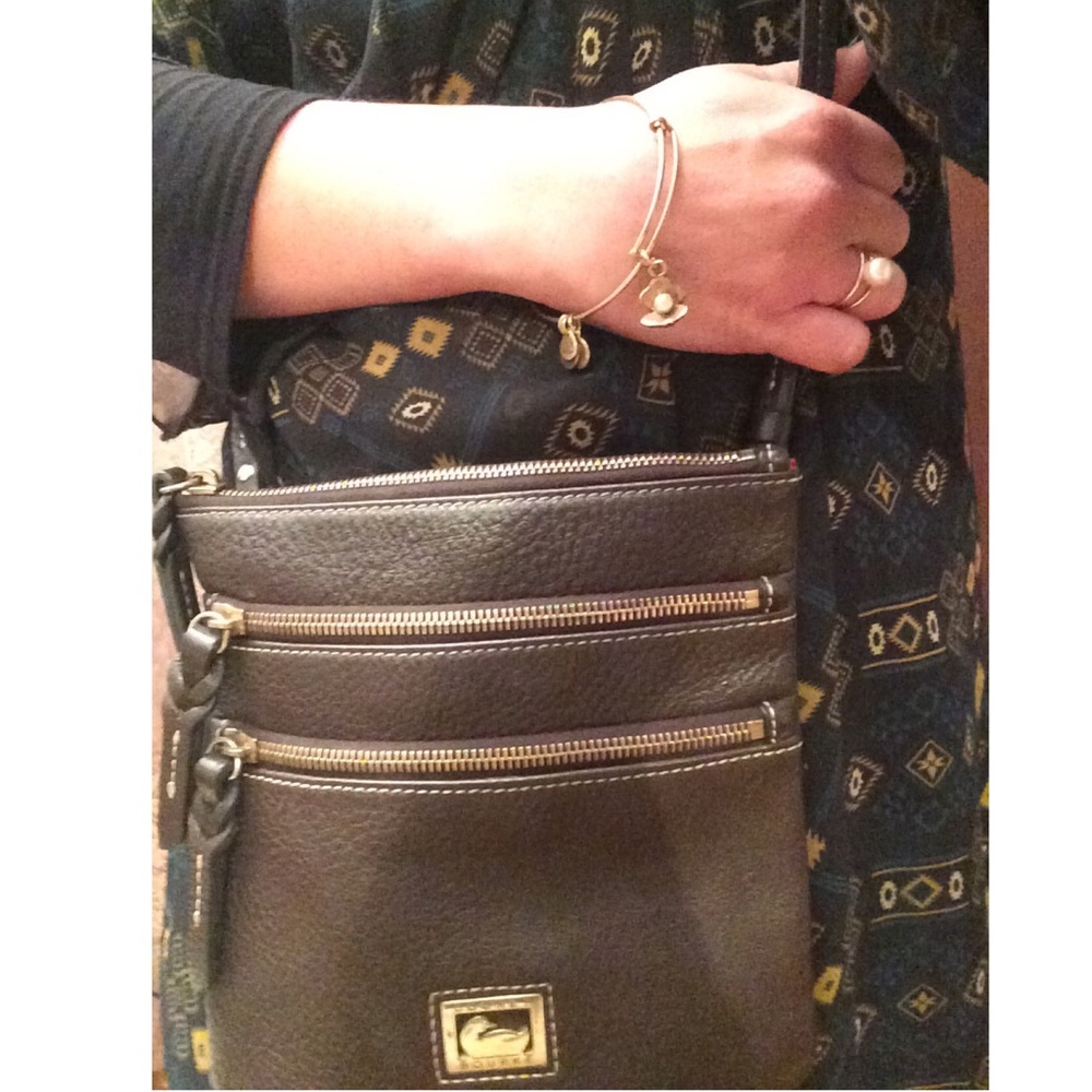 Dooney & Bourke crossbody!